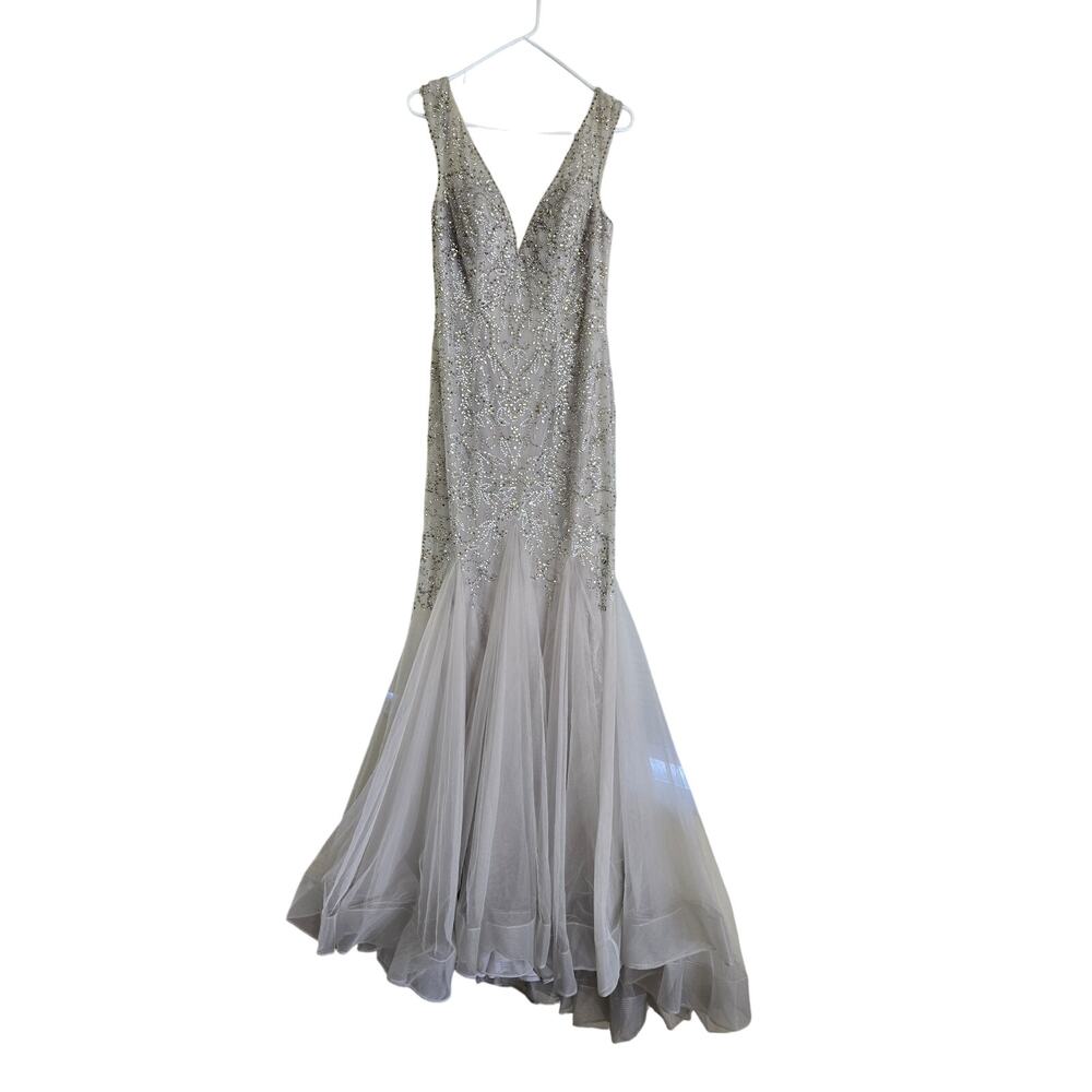 MGNY Madeline Gardner Silver Mermaid Sequin Beaded Mother of the Bride‎ Gown 8